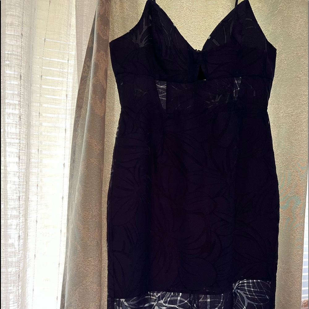 BEAUTIFUL COCKTAIL WOMANS DRESS